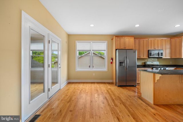 54 BLUESTONE CT, Lake Harmony, PA 18624