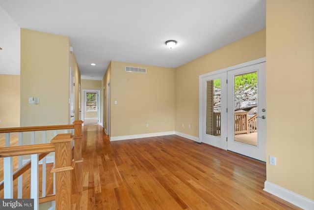 54 BLUESTONE CT, Lake Harmony, PA 18624