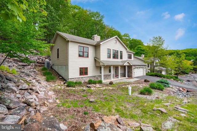 54 BLUESTONE CT, Lake Harmony, PA 18624