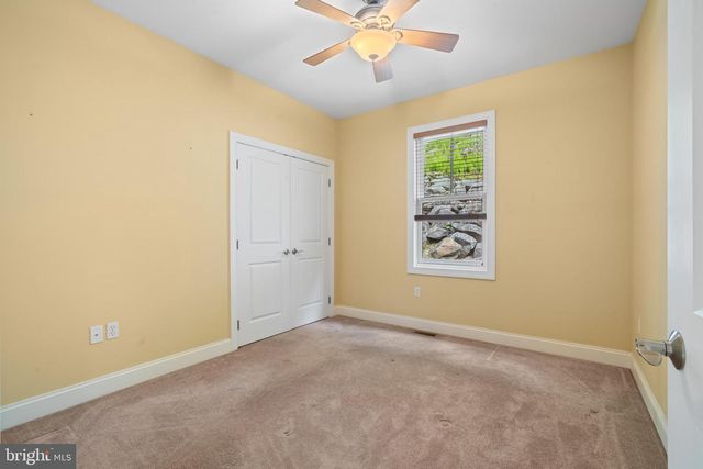 54 BLUESTONE CT, Lake Harmony, PA 18624