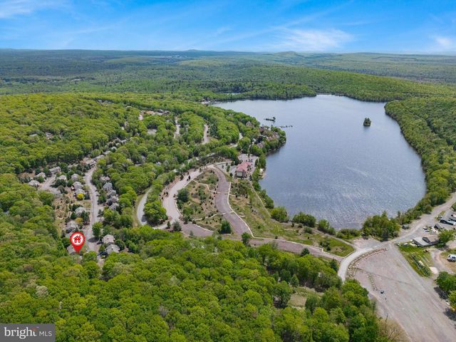 54 BLUESTONE CT, Lake Harmony, PA 18624