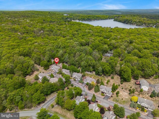 54 BLUESTONE CT, Lake Harmony, PA 18624