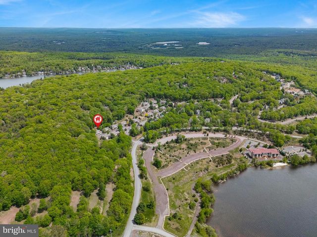 54 BLUESTONE CT, Lake Harmony, PA 18624