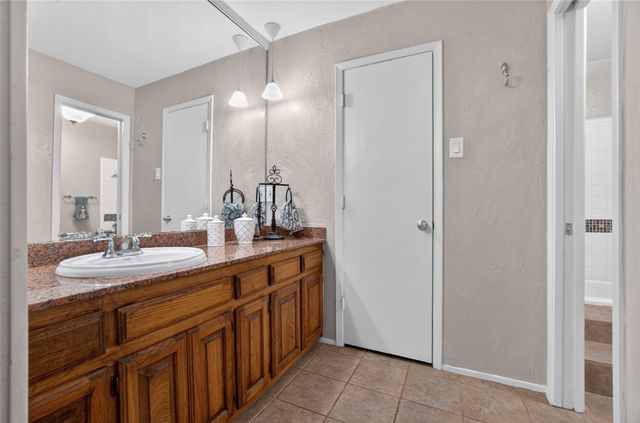 3136 Pin Oak Court, Farmers Branch, TX 75234