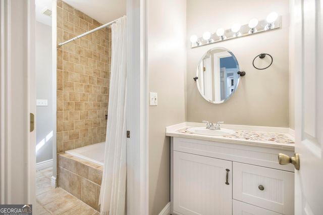 126 Pineworth Pointe Drive, Macon, GA 31216