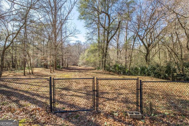 126 Pineworth Pointe Drive, Macon, GA 31216