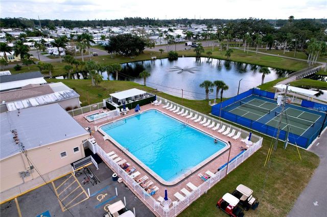 4900 3RD A STREET E 613, Bradenton, FL 34203