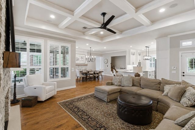 180 Creekway Bend, Southlake, TX 76092