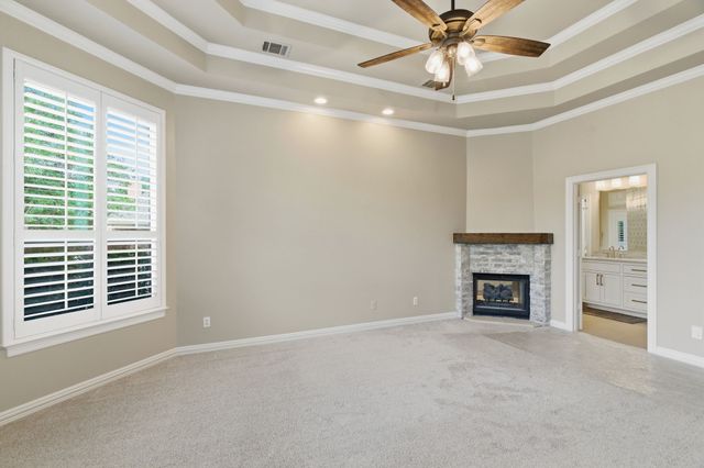 180 Creekway Bend, Southlake, TX 76092