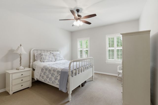 180 Creekway Bend, Southlake, TX 76092