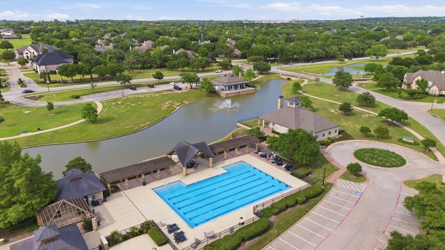 180 Creekway Bend, Southlake, TX 76092