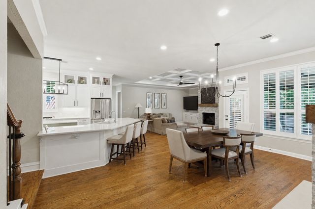 180 Creekway Bend, Southlake, TX 76092