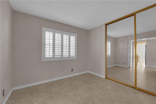 5073 Stormy Circle, Las Vegas, NV 89119