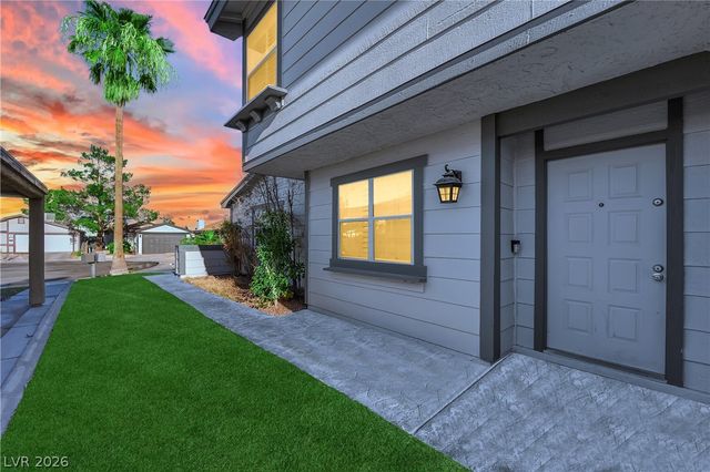 5073 Stormy Circle, Las Vegas, NV 89119