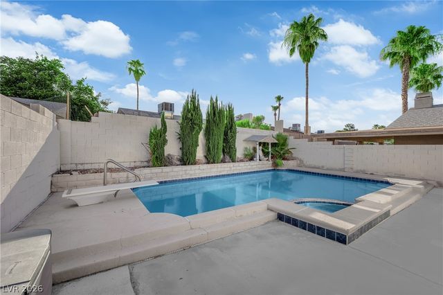 5073 Stormy Circle, Las Vegas, NV 89119