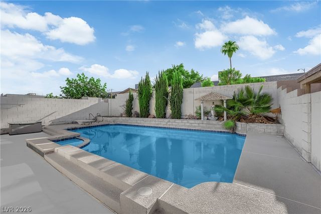 5073 Stormy Circle, Las Vegas, NV 89119