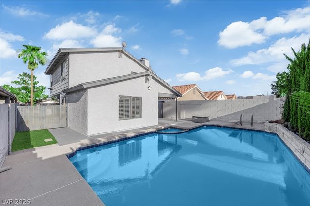 5073 Stormy Circle, Las Vegas, NV 89119