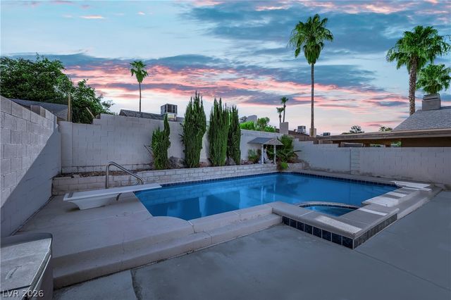 5073 Stormy Circle, Las Vegas, NV 89119