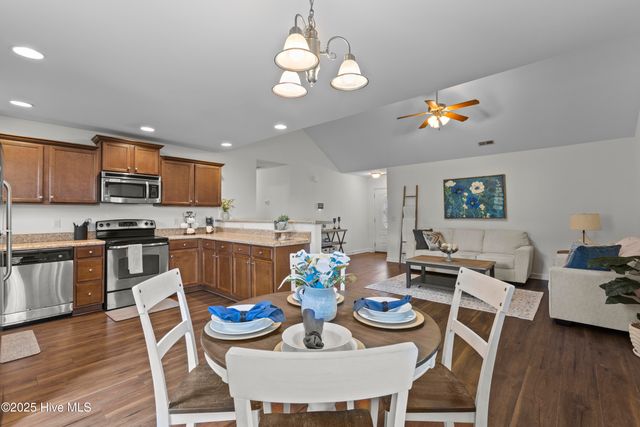 1007 Ponderosa Place, Jacksonville, NC 28546