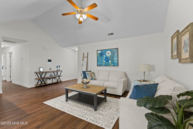 1007 Ponderosa Place, Jacksonville, NC 28546