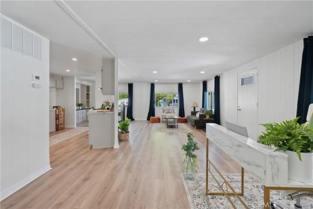 31130 S General Kearny 136, Temecula, CA 92591