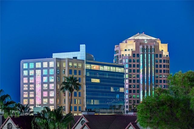 260 East Flamingo Road 202, Las Vegas, NV 89169