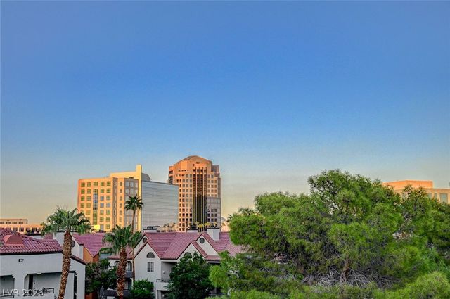 260 East Flamingo Road 202, Las Vegas, NV 89169