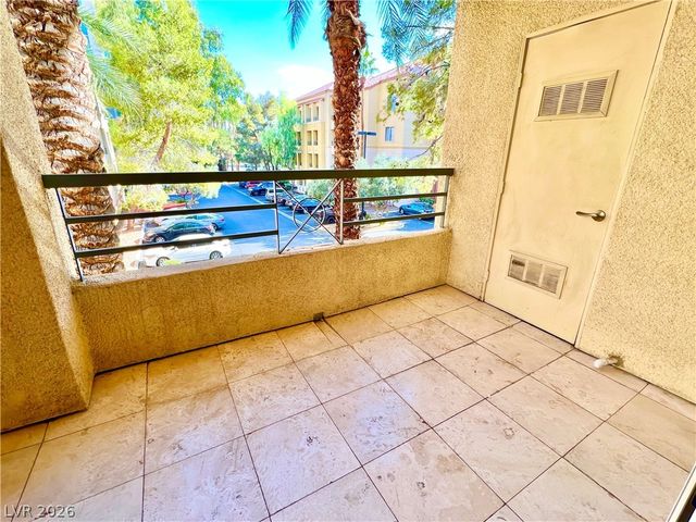 260 East Flamingo Road 202, Las Vegas, NV 89169