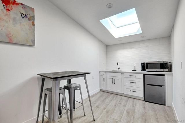 3546 Multiview Drive, Los Angeles, CA 90068