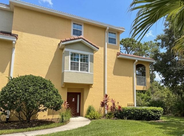 5701 BENTGRASS DRIVE 18-104, Sarasota, FL 34235