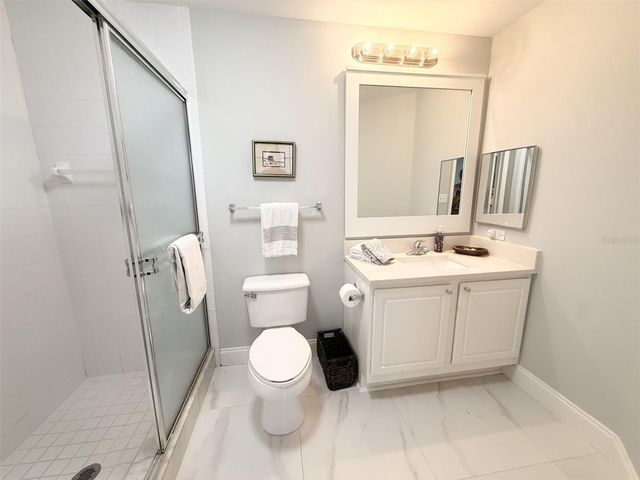 5701 BENTGRASS DRIVE 18-104, Sarasota, FL 34235