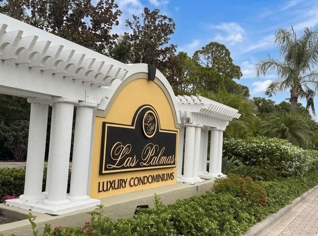 5701 BENTGRASS DRIVE 18-104, Sarasota, FL 34235