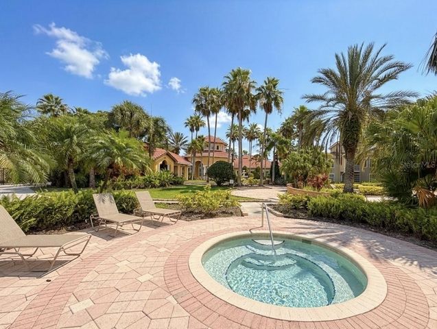 5701 BENTGRASS DRIVE 18-104, Sarasota, FL 34235