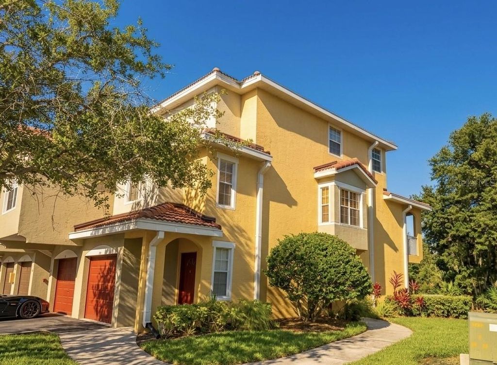 5701 BENTGRASS DRIVE 18-104, Sarasota, FL 34235