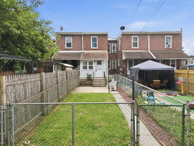 2021 West Green Street, Allentown City, PA 18104