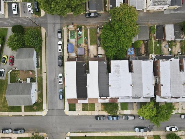 2021 West Green Street, Allentown City, PA 18104