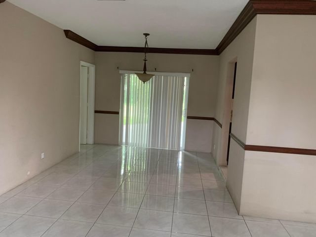 3296 NW 41ST Street, Lauderdale Lakes, FL 33309