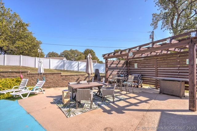 1241 Circle Drive, Sapulpa, OK 74066