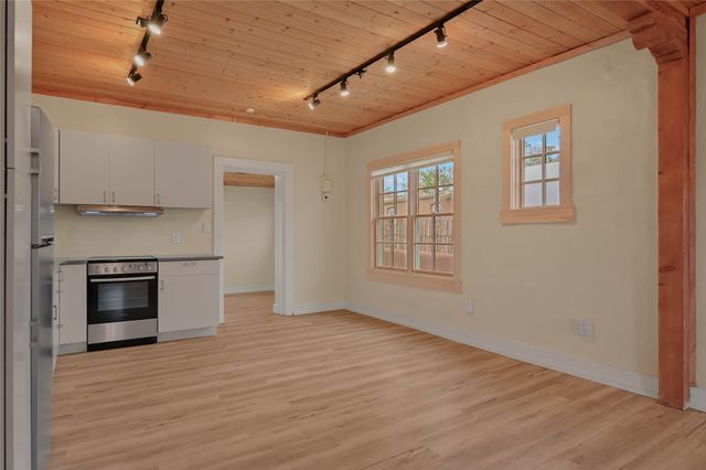 307 Johnson, Santa Fe, NM 87501