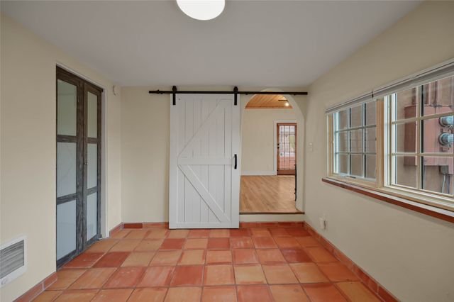 307 Johnson, Santa Fe, NM 87501