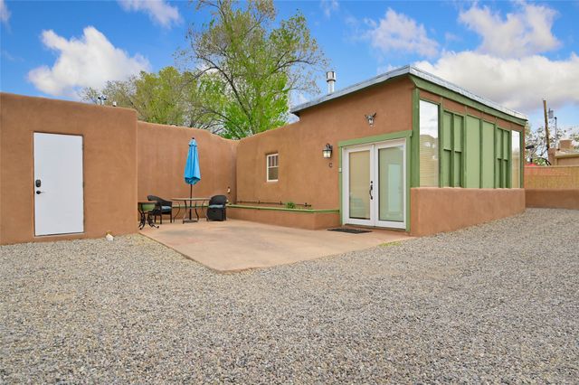 307 Johnson, Santa Fe, NM 87501
