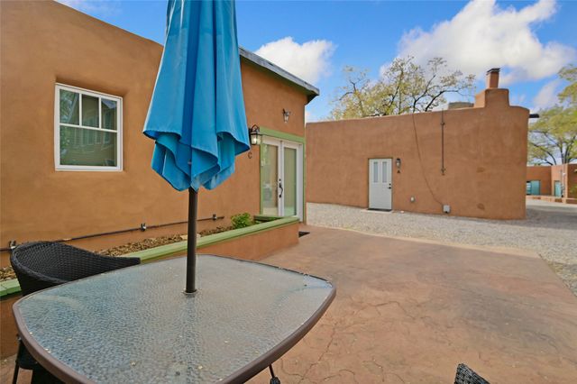 307 Johnson, Santa Fe, NM 87501