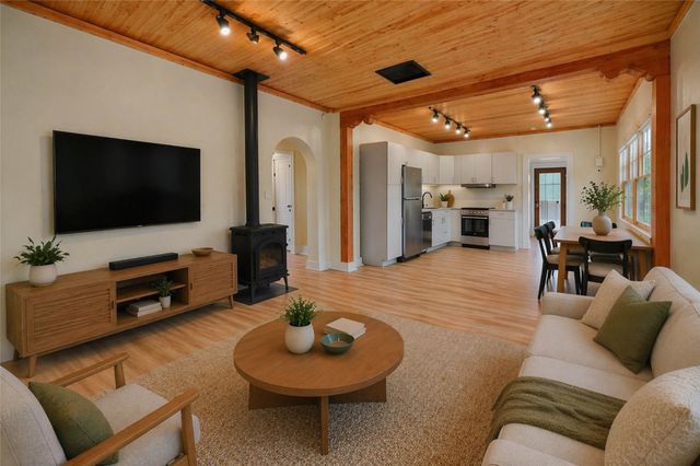 307 Johnson, Santa Fe, NM 87501