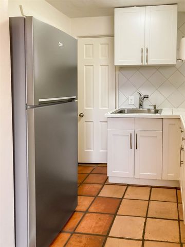 307 Johnson, Santa Fe, NM 87501