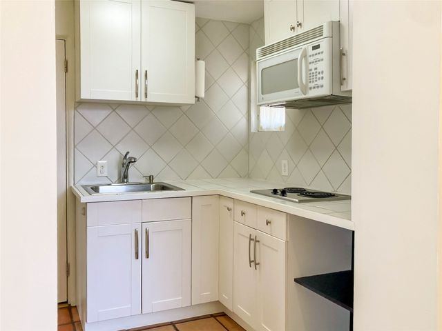 307 Johnson, Santa Fe, NM 87501