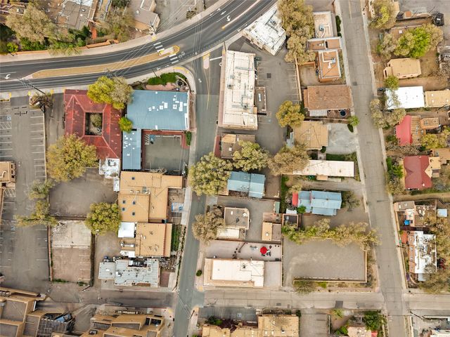 307 Johnson, Santa Fe, NM 87501