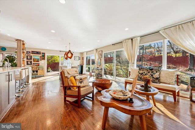 7614 CARTERET RD, Bethesda, MD 20817