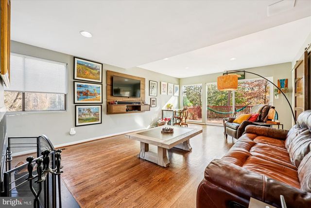 7614 CARTERET RD, Bethesda, MD 20817