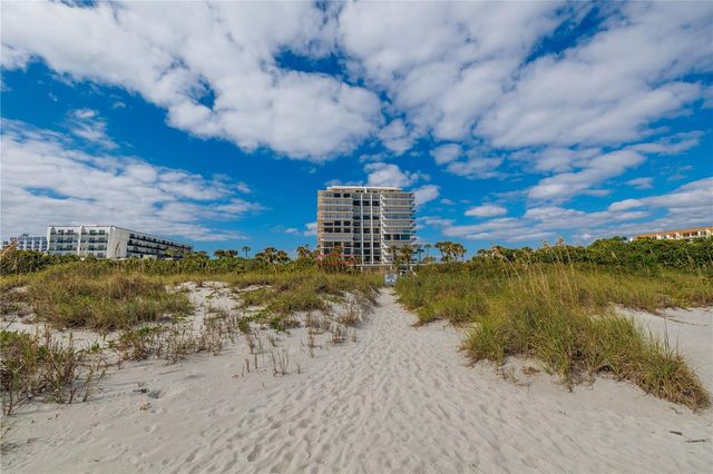 2100 N ATLANTIC AVENUE 201, Cocoa Beach, FL 32931