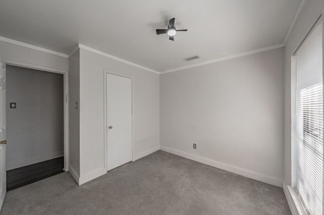 509 Benedict Lane, Arlington, TX 76002